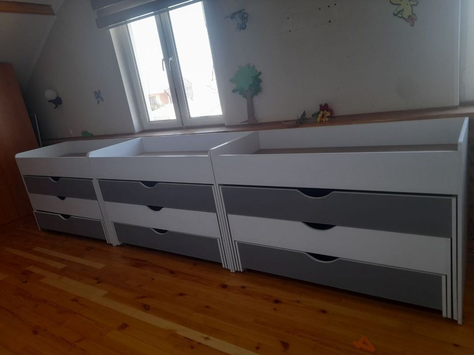 Bog'chalar uchun ajoyib turdagi kravatlaar va divanlar