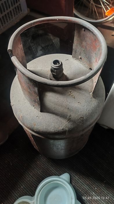 Газовый баллон 27л. 5000 тг.