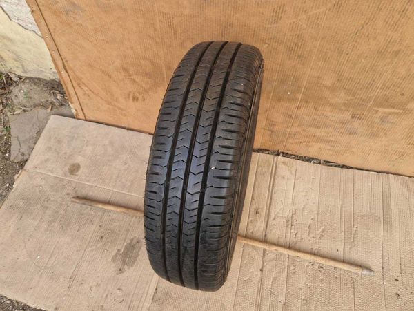 1 Nexen R16C 205/75
лятна гума 
DOT3218