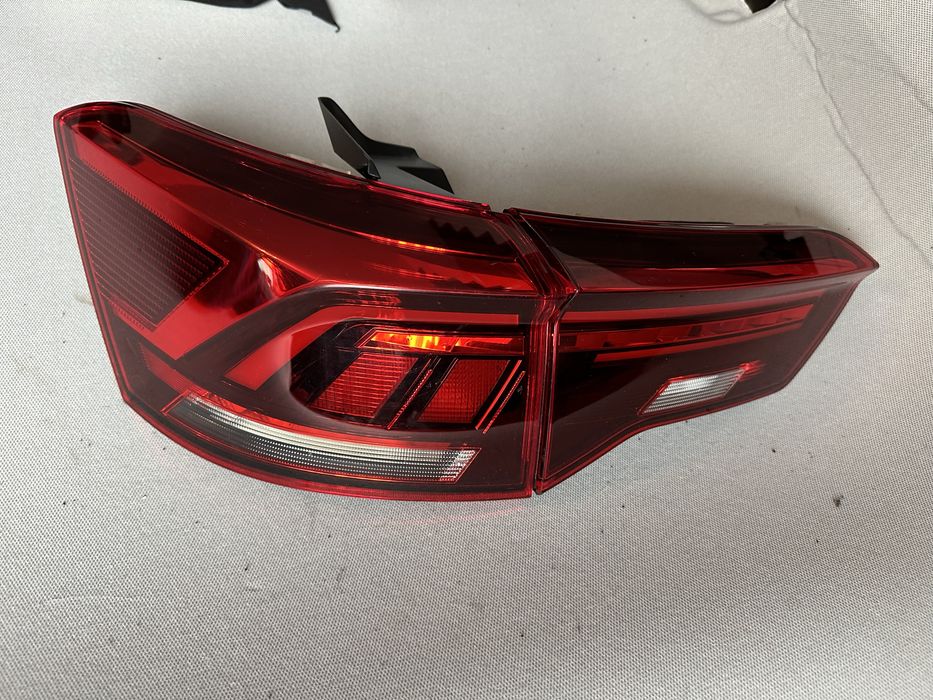 Stopuri stânga led vw t roc.2ga945095.d.2ga945093.b.