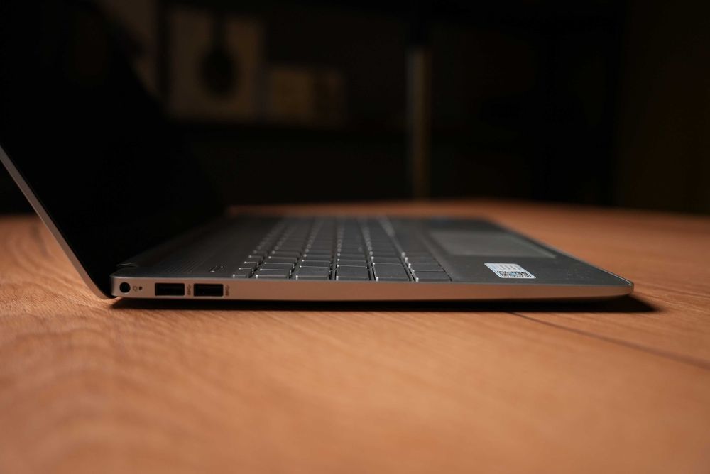 HP Laptop 15s-fq5340TU | Intel Core I3-1215U | DDR4 8GB | SSD 512GB