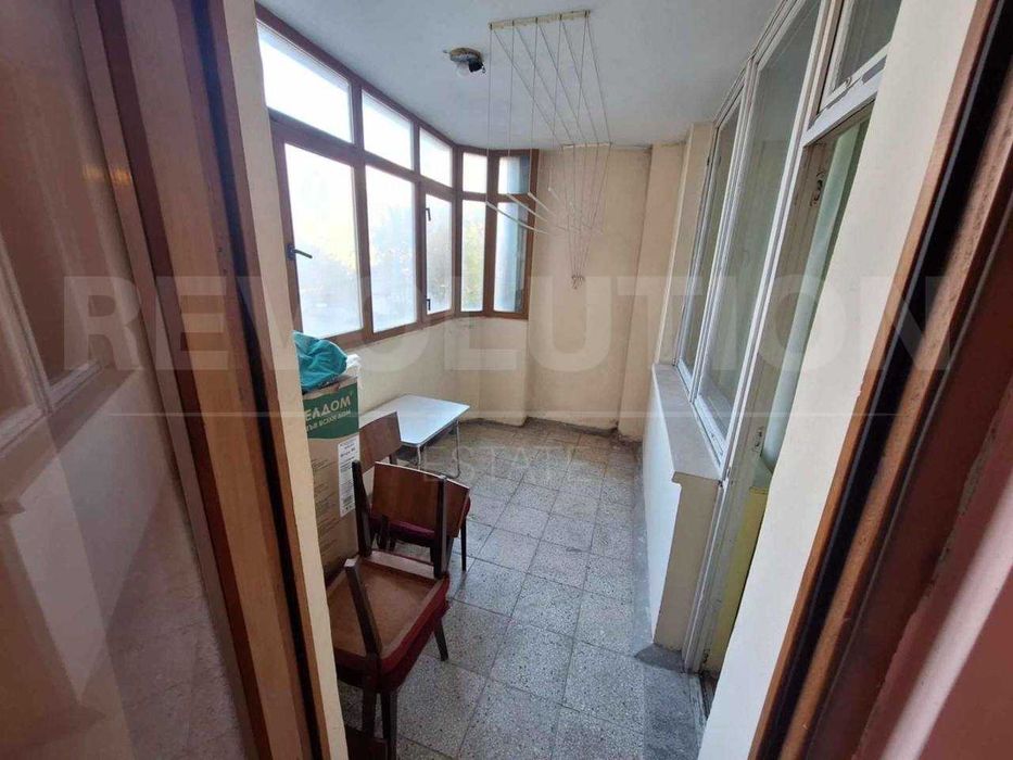 Продава се Двустаен апартамент в Варна, Център - 75 кв.м за 1867 €/кв.м - Снимка #6