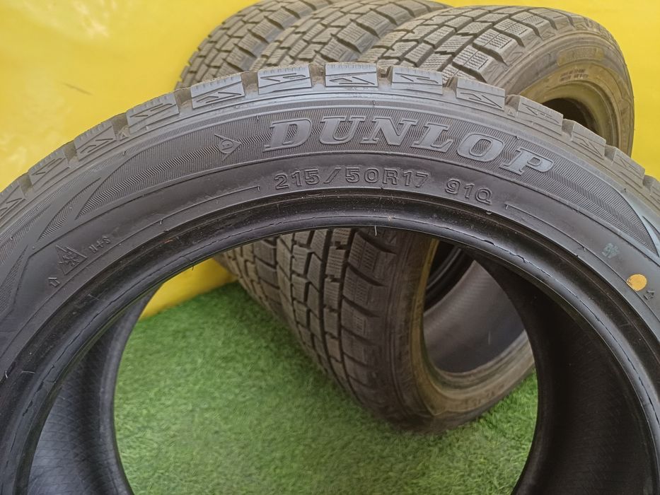 Шины 215 50 R17 DUNLOP комплект