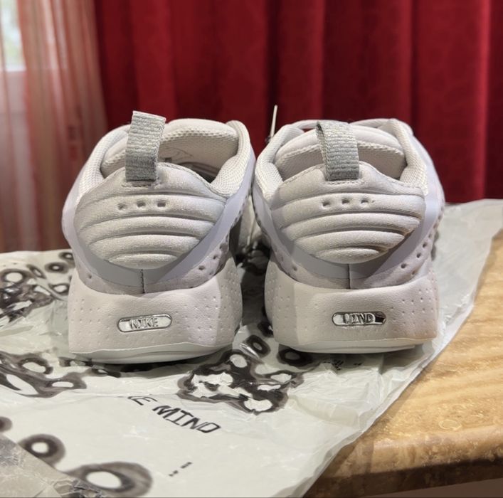Adidasi Nike Mind 002 Gray 42