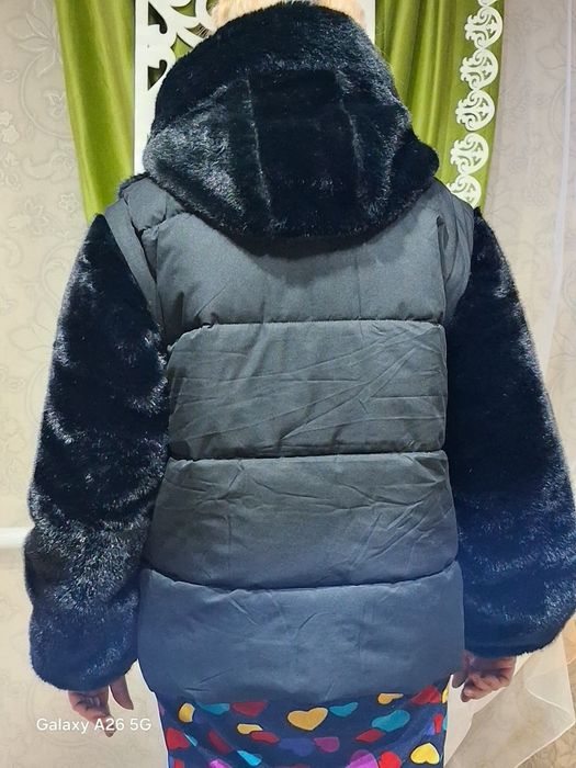 Продам куртку и жилетку