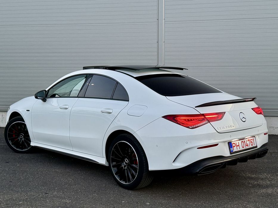 Mercedes Benz CLA250e AMG / 2020 / 175.000km / panoramic / ambientale