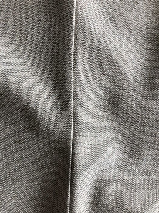 бежов панталон ZARA