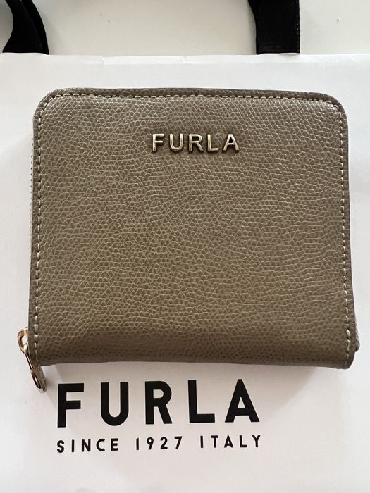 Портфейл furla 12х10х1 см.