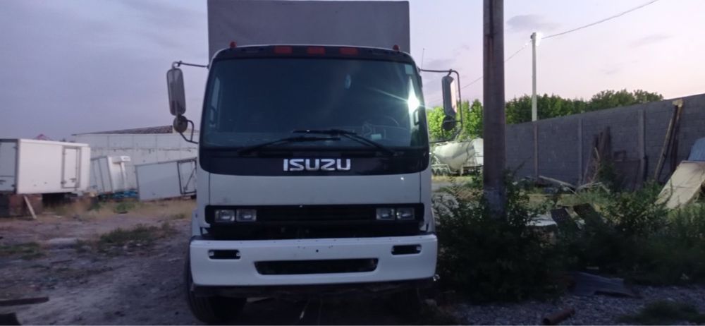isuzu 10 tonnali sotiladi