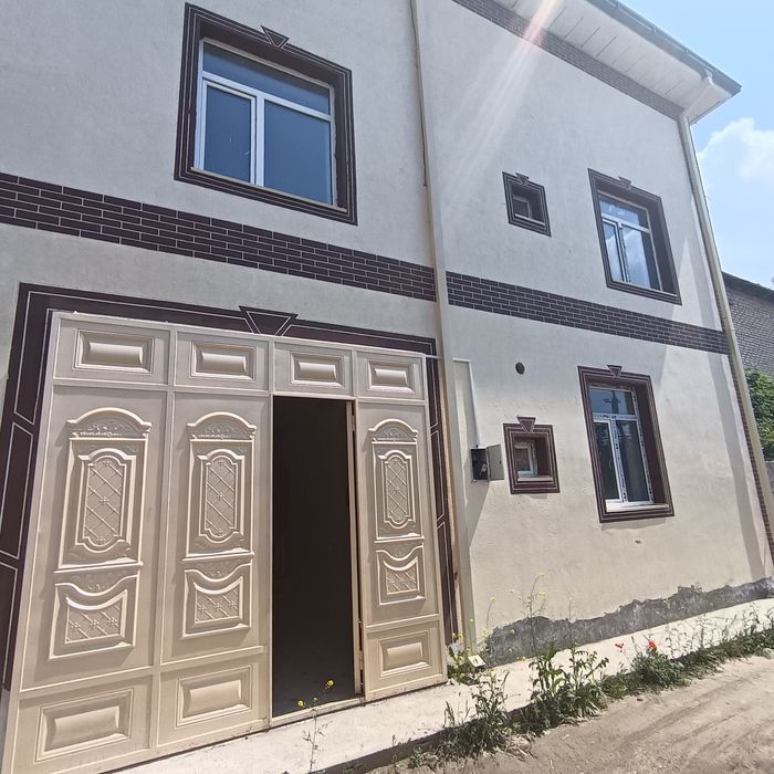 Срочно Продаëтся дом на земле в аэропорту 2 санузел 5 ком 198 кв
