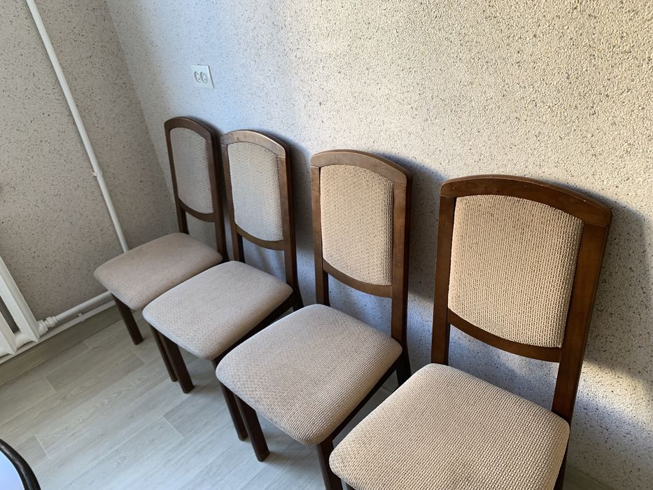 Стол и стулья 6 шт