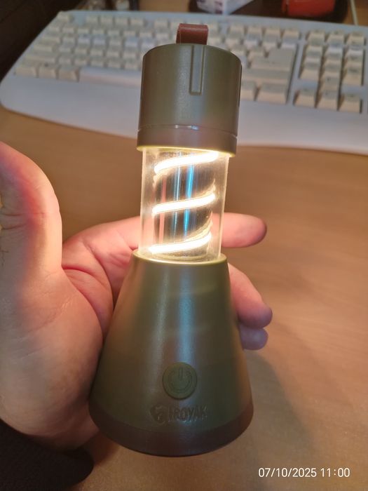 Къмпинг лампа с две светлини