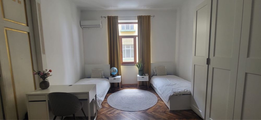 Proprietar, 3+1 camere, DECOMANDAT, 120 mp + terasa, boxa etc