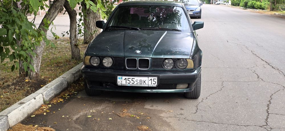 Продам е34. Застучал М50Б25