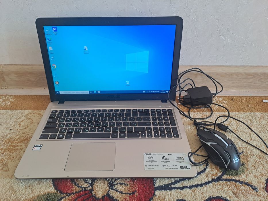 Асус ноутбук продаётся