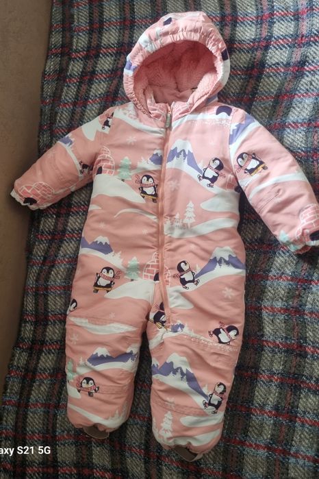 Продам 2  комбинезоны в отл.состоянии