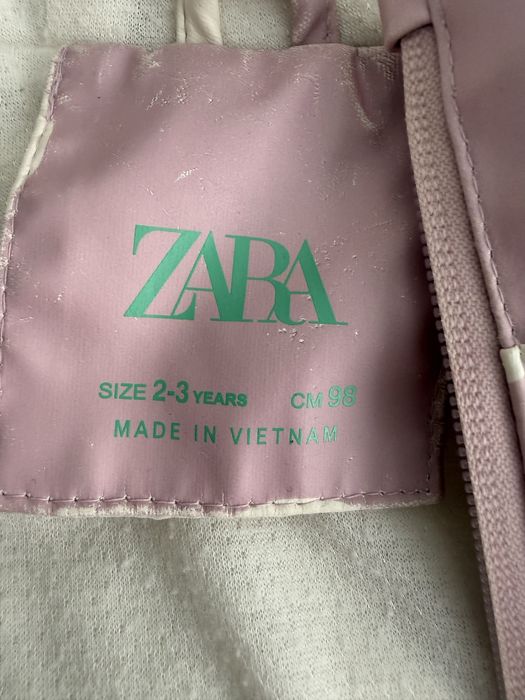 Леко непромокаемо яке за момиченце Zara за 2-3 годинки