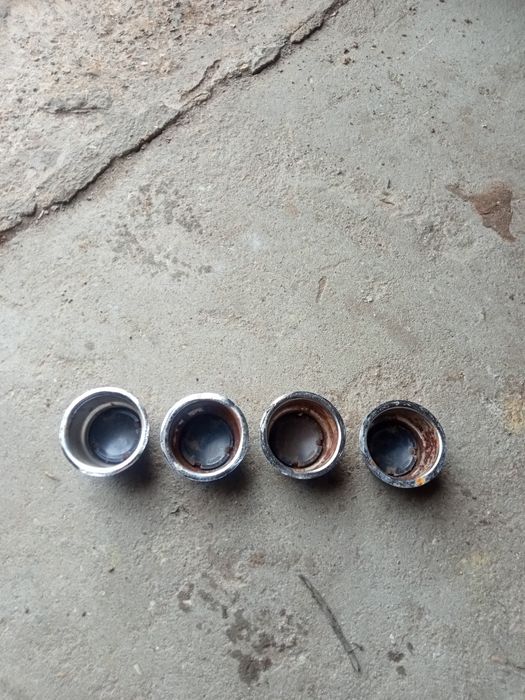 Заглушка дисков на ваз в отл.сост.