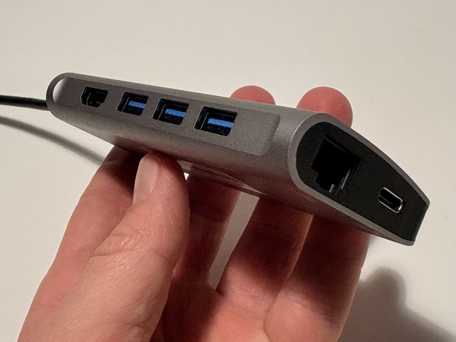 Adaptor / cititor USB-C pt apple