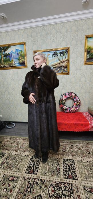 Продам норковую шубу