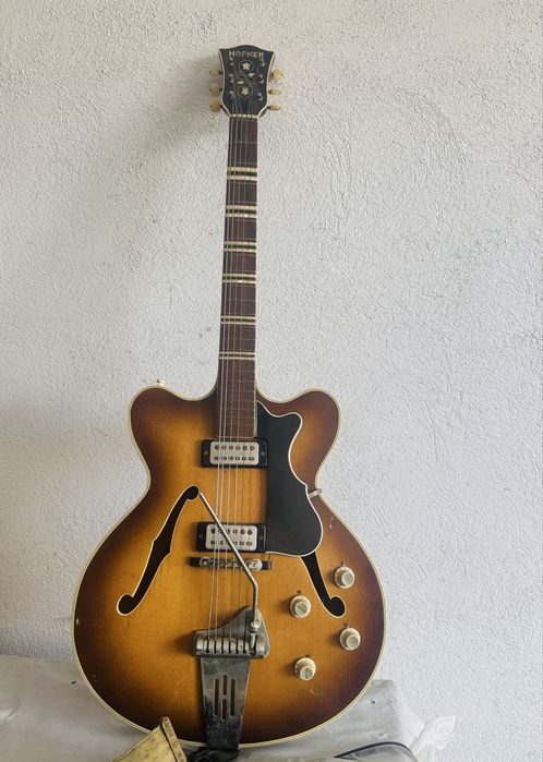 Винтидж електрическа китара Hofner Verythin hollou body ARCHTOP