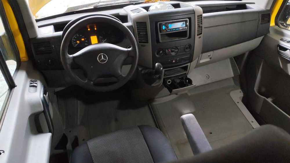 Sprinter 2012 klimă 7 locuri.recent înmatriculat.