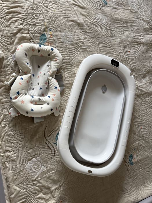 Ванночка для малышей складная