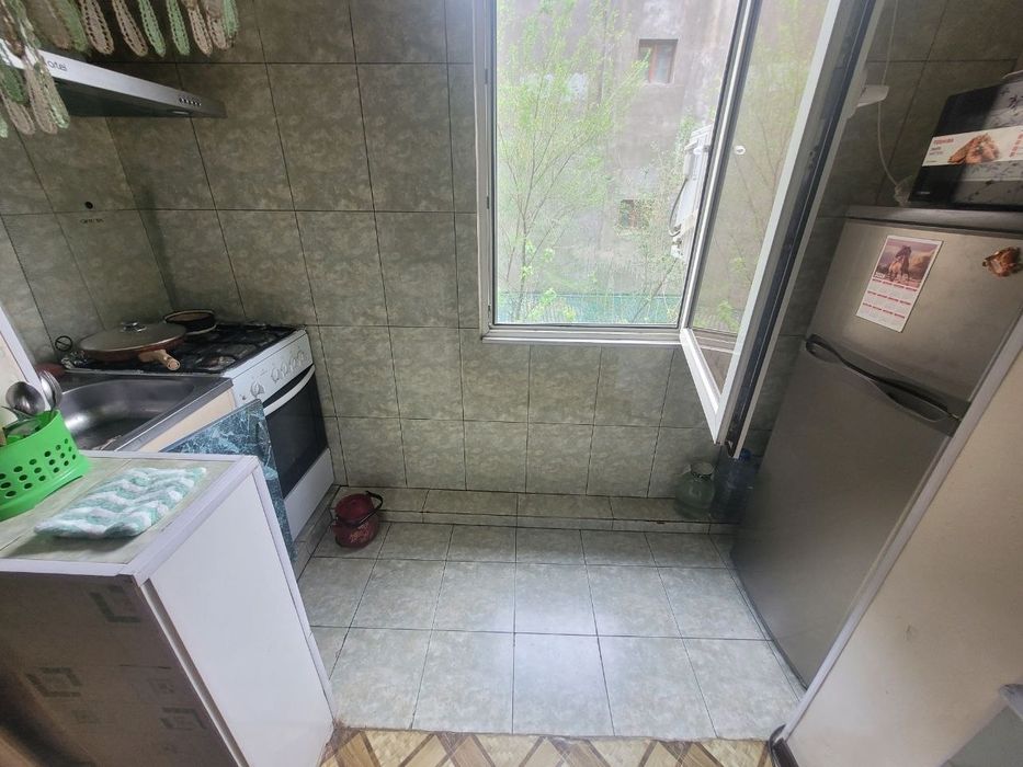 Продам 2 ком Юнусабад 4 квартал Шохсарой