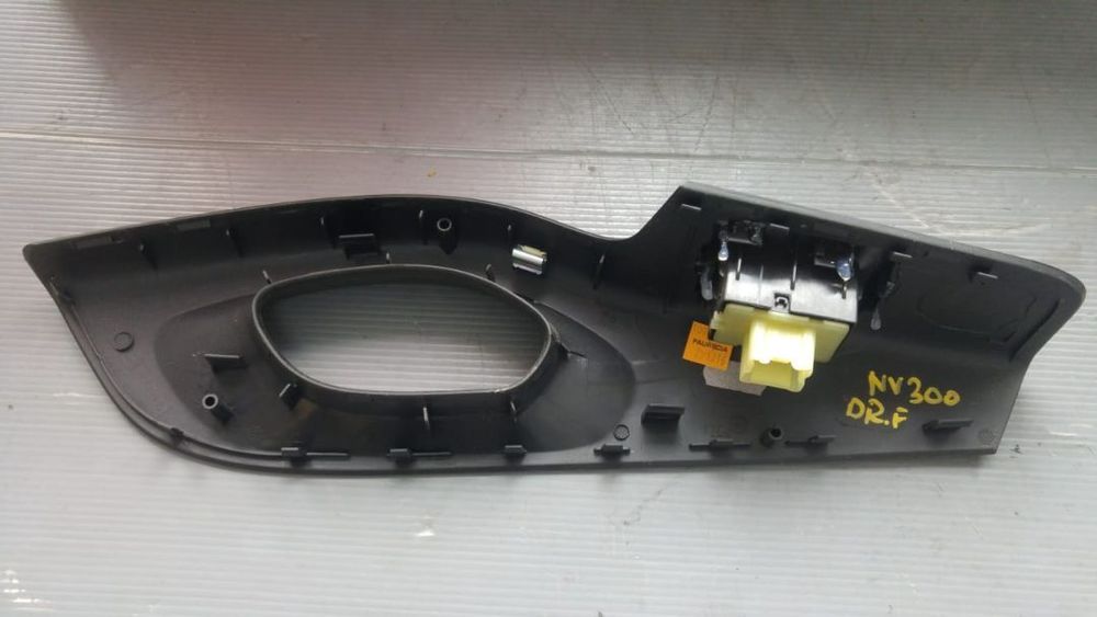 Buton usa dreapta fata renault trafic 3 93868886