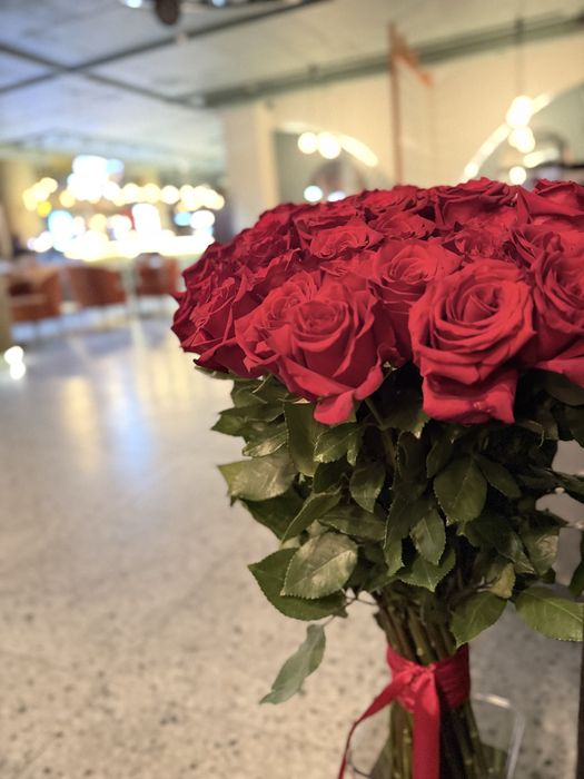 Продам метровый 51роза