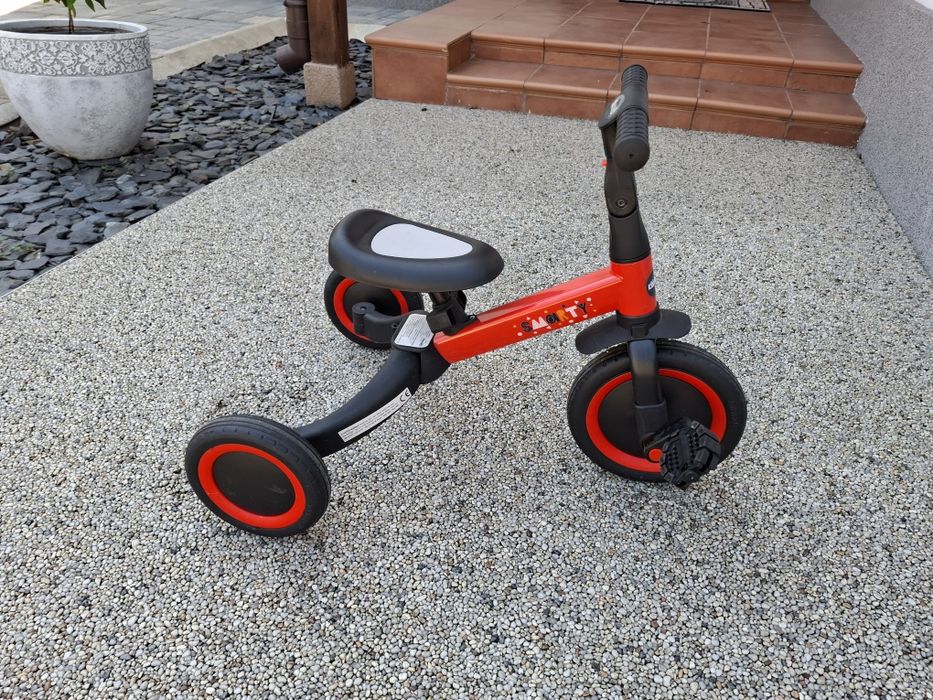 Vand nefolosita Tricicleta si bicicleta Chipolino Smarty 2 in 1 red