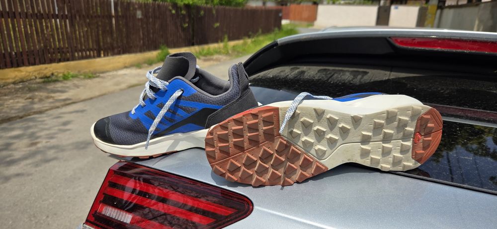 Adidasi alergare Salomon si adidasi baschet Nike