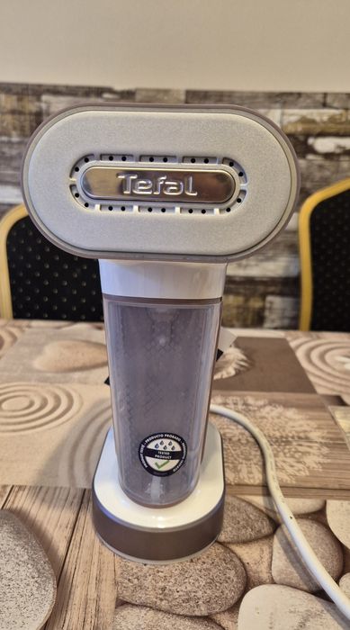 Aparat de calcat cu aburi