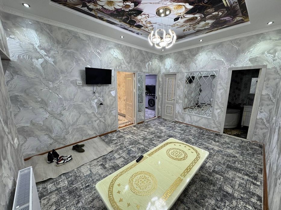 Шахар марказида жойлашган 1 хонали квартира ижарага берилади