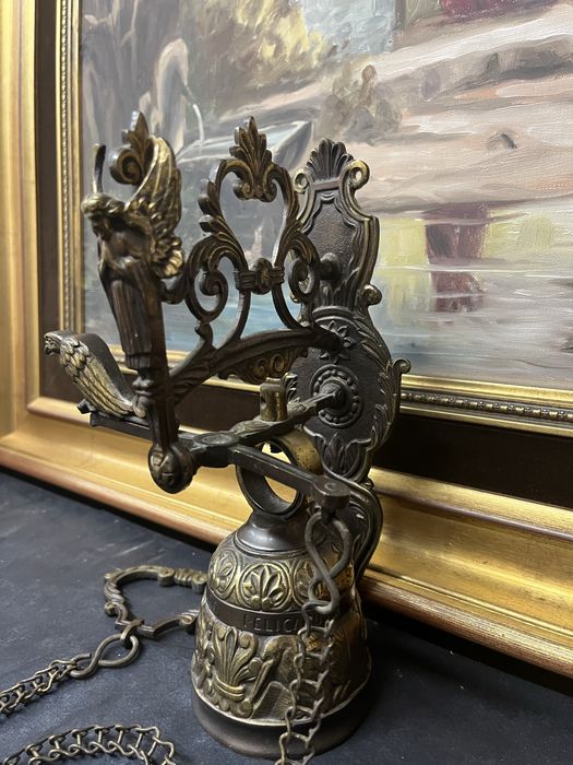 Старинна,манастирска камбана