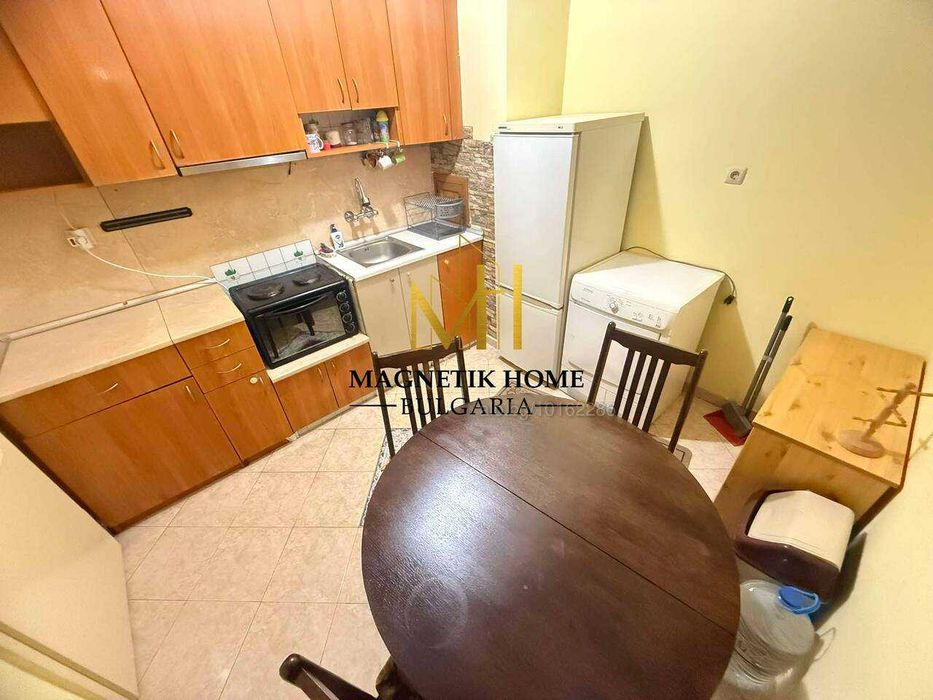 Дава се под наем Двустаен апартамент в Бургас, Лазур - 89 кв.м за 382.5 € - Снимка #2