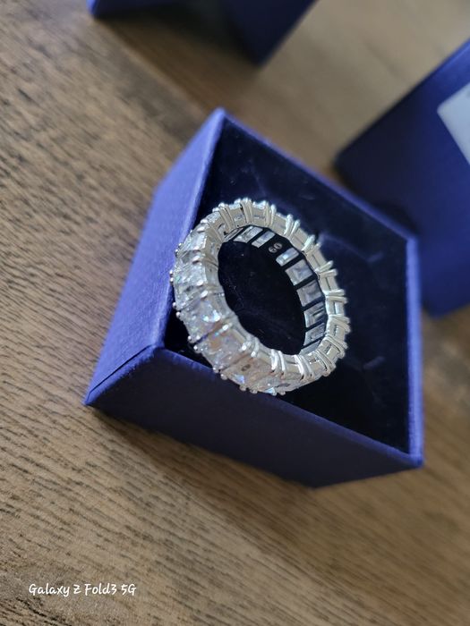 Swarovski пръстен