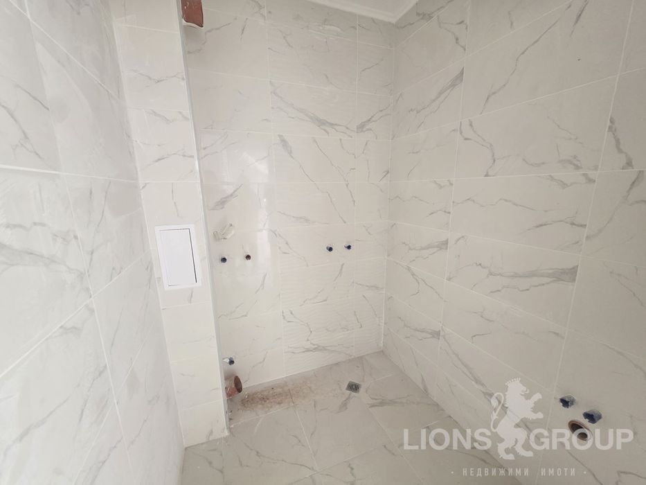 Продава се Двустаен апартамент в Варна, Изгрев - 67 кв.м за 1183 €/кв.м - Снимка #6