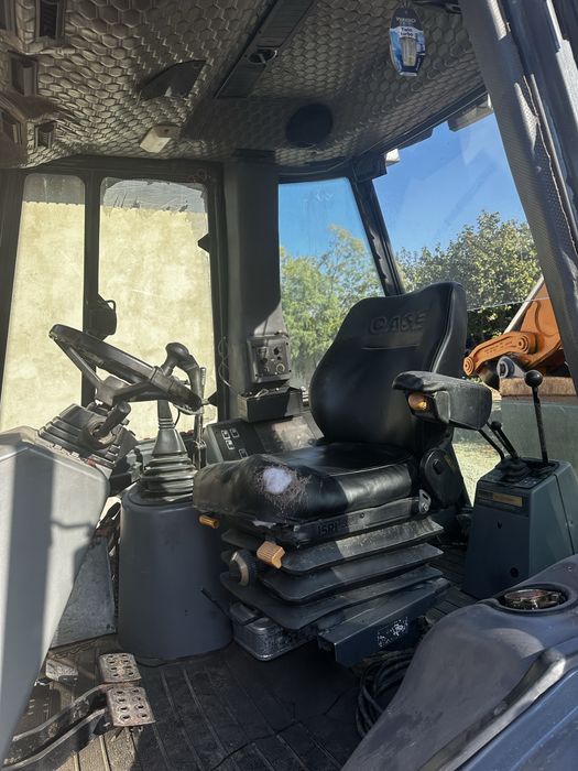 Продам трактор Case 580 3в1