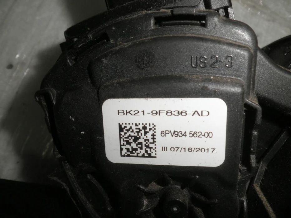 pedala acceleratie ford transit custom bk21-9f836-ad bk219f836ad