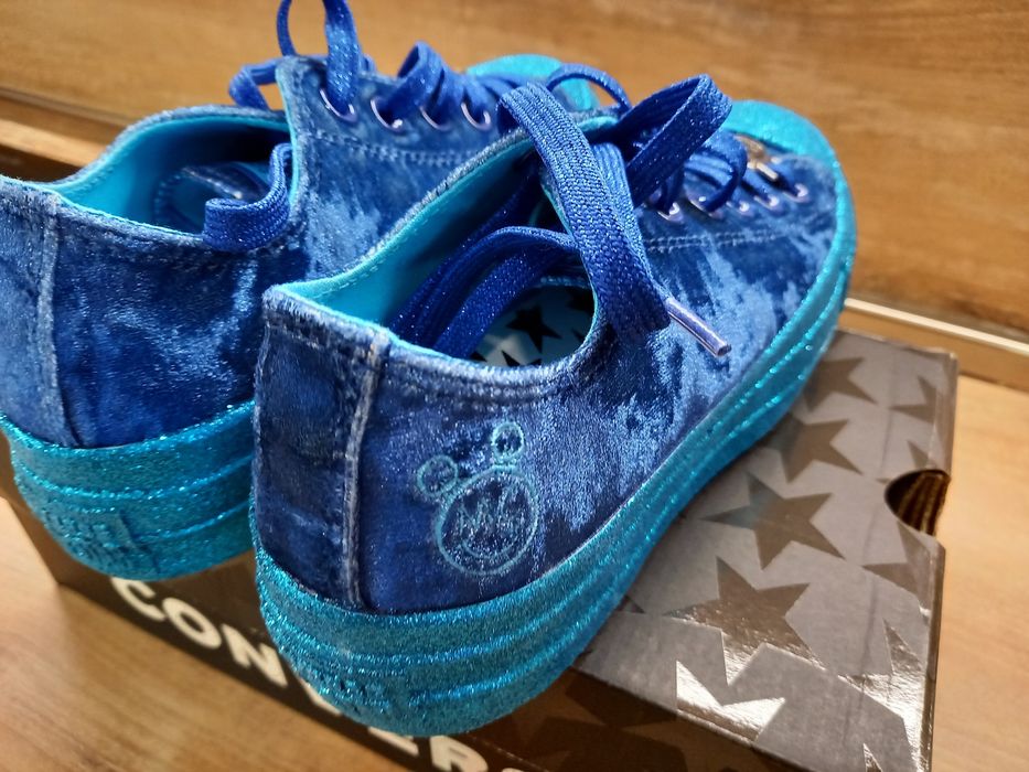 Converse и Fila спортни обувки