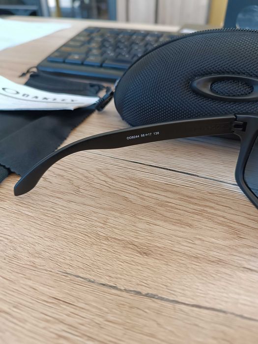 Слънчеви очила Oakley Holbrook ОО9244
