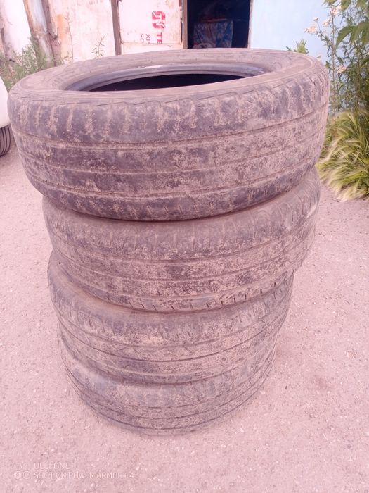 Шины 205/65R15, Б/У.