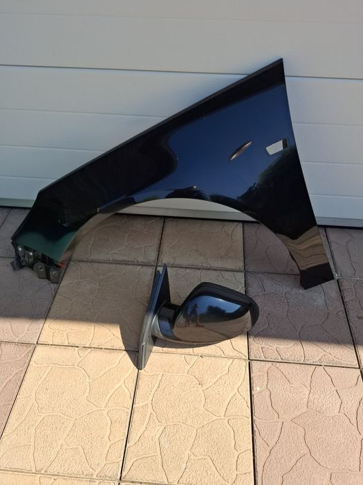 Vand Contact complec cu chei opel insignia,aripa stanga și oglinda.