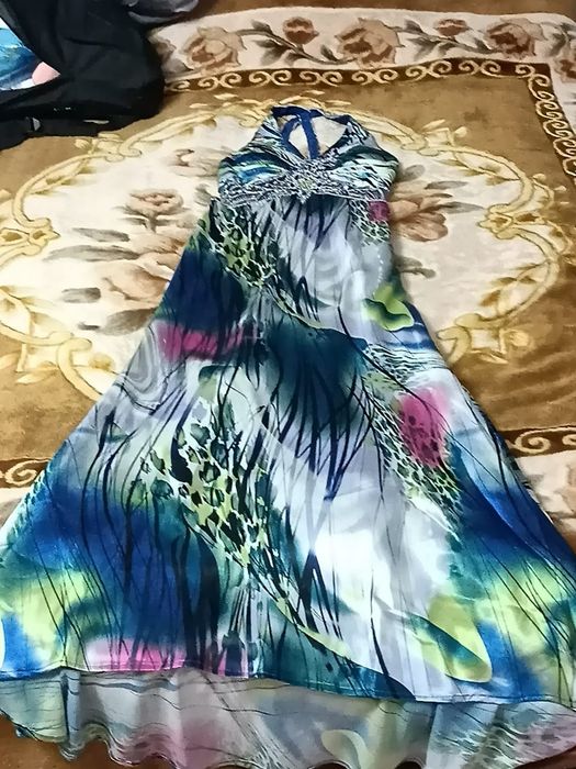 Продаётся платье