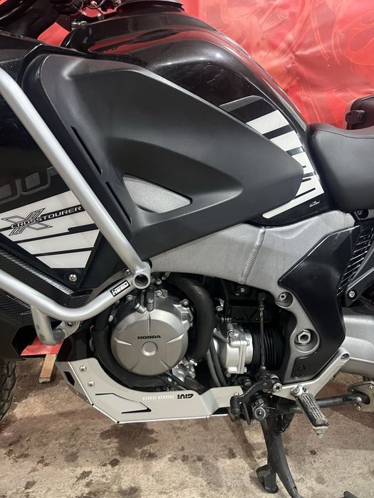 Motoideea vinde HONDA  CROSSTOURER VFR1200X 2012 ABS Rate Garantie