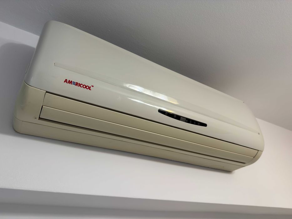 Aer condiționat AMRICOOL 12000 BTU - Inverter - Telecomandă inclusă