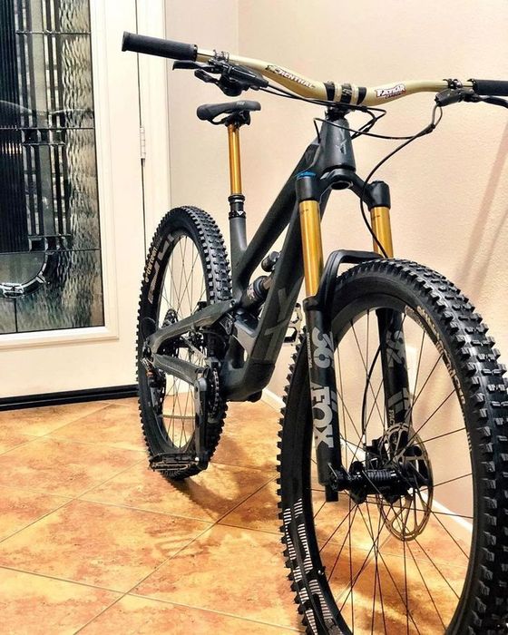 Продам карбоновый эндуро-байк YT Capra CF Pro Race (29" / 27.5")