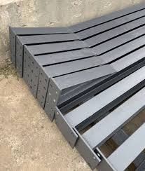 Vand Stâlpi metalice și ferme metalice structura 6x20 și 8x30 profile