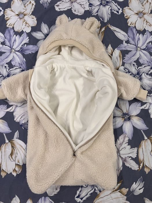 Продам весенний кокон на выписку